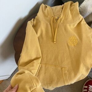 Yellow ripcurl sweatshirt